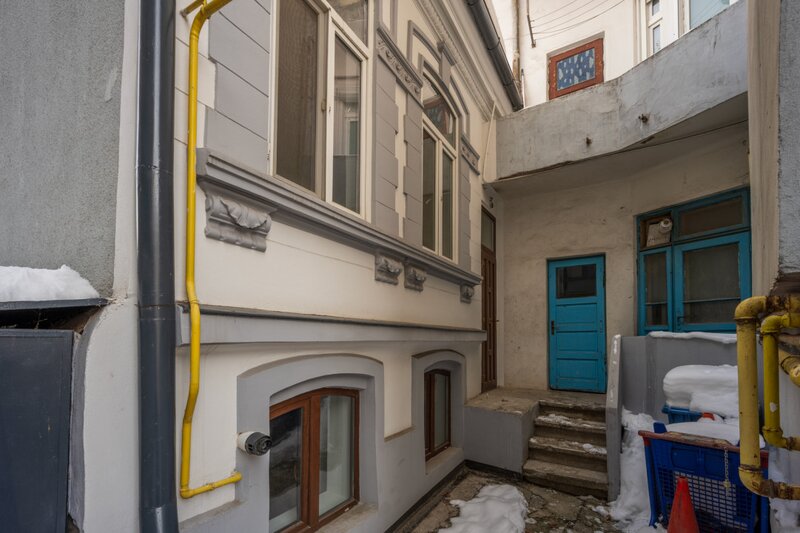 Unirii, Matei Basarab-Suprafata Imobil 75 mp, D+P, Comision 0 %